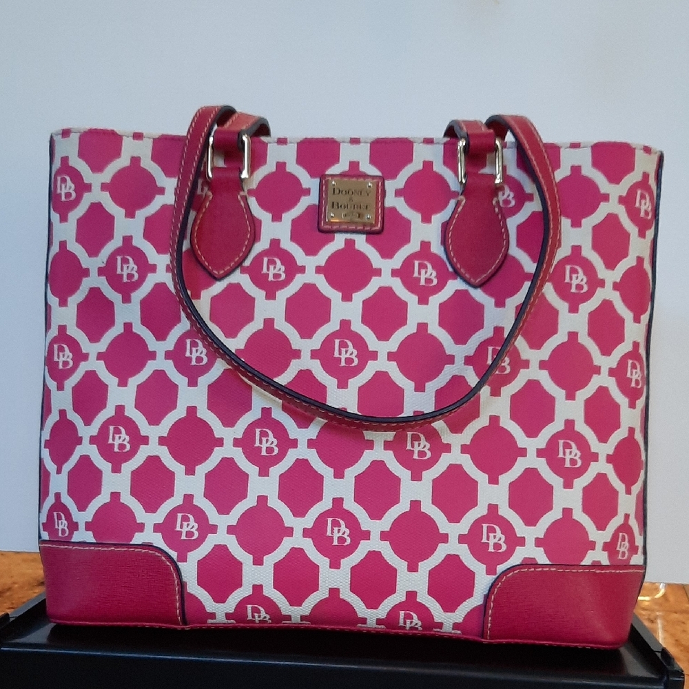 Dooney & Bourke Pink and White Geometric Tote